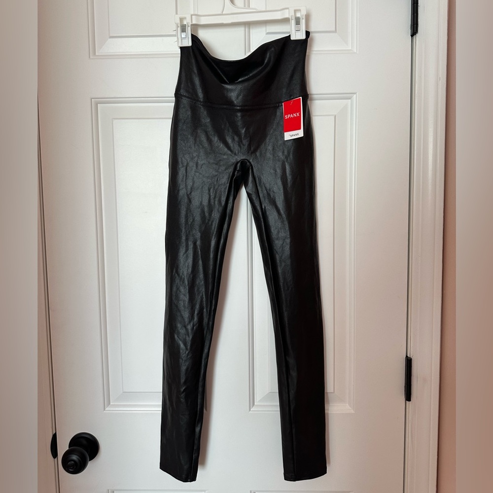 NWT Spanx Faux Leather Leggings - Size Medium!